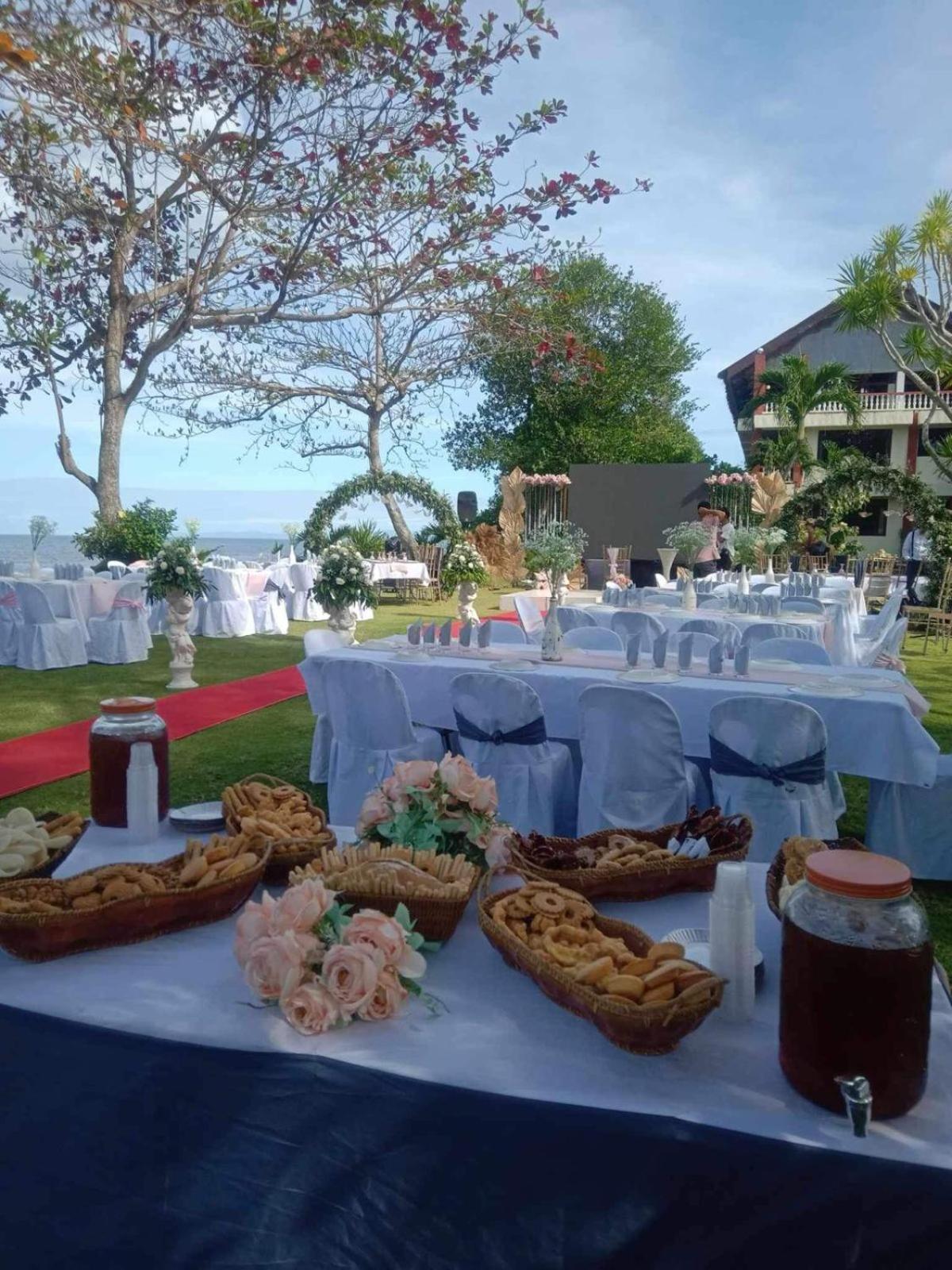 Wuthering Heights Bed & Breakfast By The Sea Dumaguete City Екстериор снимка